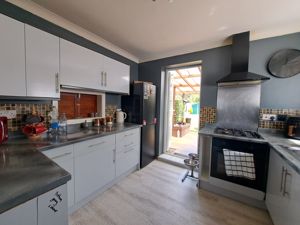 Kitchen - click for photo gallery